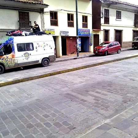 Hostal Kuntur Cusco Exterior photo
